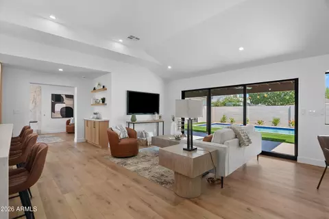 Living - 3860 E Clarendon Ave, Phoenix, AZ 85018 photo 1 of 3