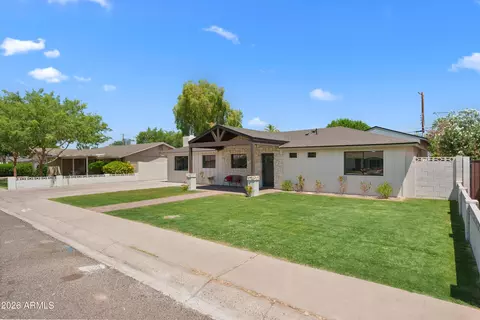Exterior - 3860 E Clarendon Ave, Phoenix, AZ 85018 photo 14 of 16