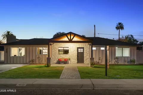 Exterior - 3860 E Clarendon Ave, Phoenix, AZ 85018 photo 2 of 16