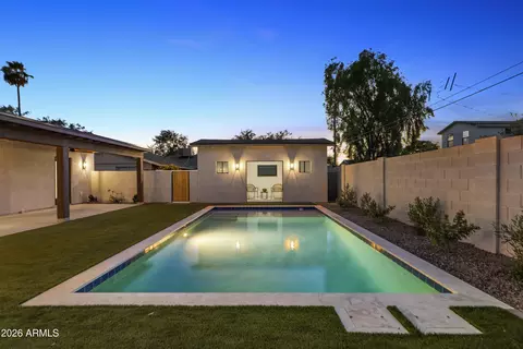Exterior - 3860 E Clarendon Ave, Phoenix, AZ 85018 photo 6 of 16