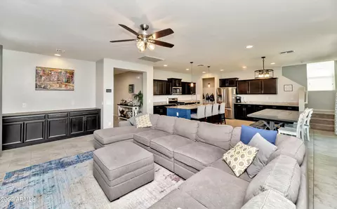 359 W Salali Trl, San Tan Valley, AZ 85140