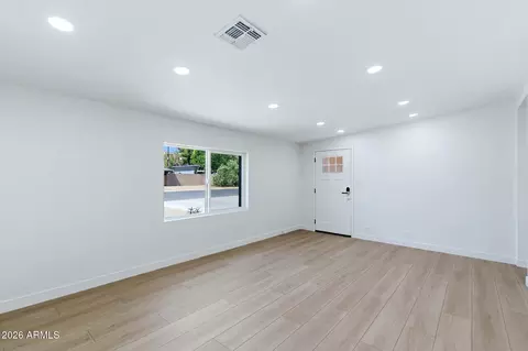 4623 E Devonshire Ave, Phoenix, AZ 85018 photo 16