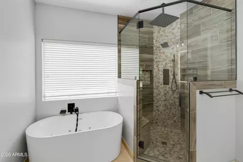 Bath - 4335 E Fox Cir, Mesa, AZ 85205 photo 8 of 10