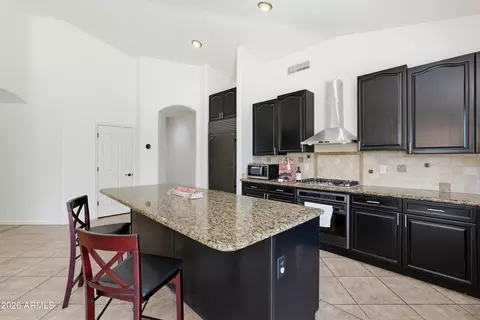 Kitchen - 4335 E Fox Cir, Mesa, AZ 85205 photo 5 of 7