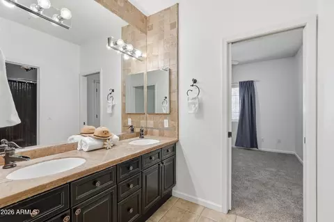 Bath - 4335 E Fox Cir, Mesa, AZ 85205 photo 4 of 6