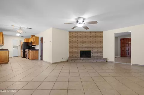 Living - 2059 E Manhatton Dr, Tempe, AZ 85282 photo 6 of 8