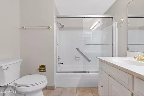 Bath - 2059 E Manhatton Dr, Tempe, AZ 85282 photo 4 of 4