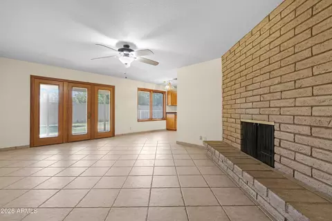 Living - 2059 E Manhatton Dr, Tempe, AZ 85282 photo 5 of 8