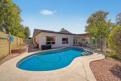 Exterior - 5450 E Cambridge Ave, Phoenix, AZ 85008 photo 2 of 9