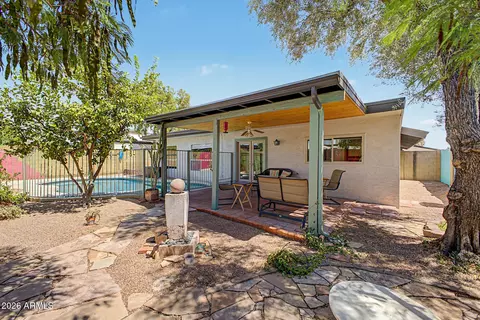 Exterior - 5450 E Cambridge Ave, Phoenix, AZ 85008 photo 7 of 9