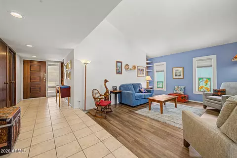 Entry Way - 5450 E Cambridge Ave, Phoenix, AZ 85008 photo 3 of 3
