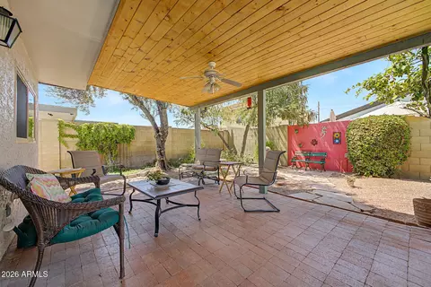 Exterior - 5450 E Cambridge Ave, Phoenix, AZ 85008 photo 4 of 9