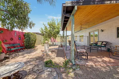 Exterior - 5450 E Cambridge Ave, Phoenix, AZ 85008 photo 6 of 9