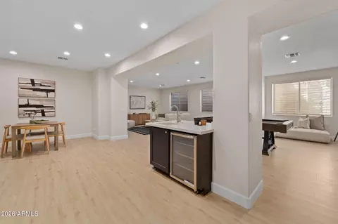 Entry Way - 2517 S Constellation Way, Gilbert, AZ 85295 photo 5 of 11