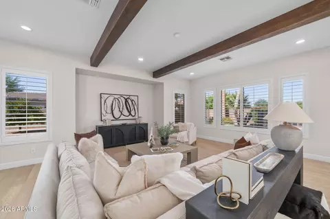 Living - 2517 S Constellation Way, Gilbert, AZ 85295 photo 3 of 5