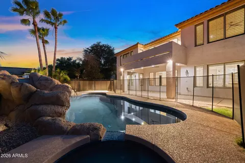 Exterior - 2517 S Constellation Way, Gilbert, AZ 85295 photo 12 of 13