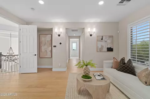 Entry Way - 2517 S Constellation Way, Gilbert, AZ 85295 photo 10 of 11