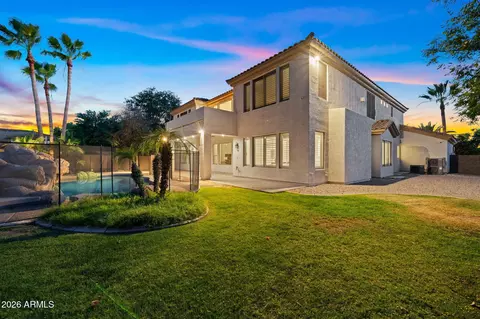 Exterior - 2517 S Constellation Way, Gilbert, AZ 85295 photo 9 of 13