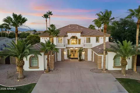 Exterior - 2517 S Constellation Way, Gilbert, AZ 85295 photo 3 of 13