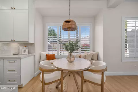 Dining - 2517 S Constellation Way, Gilbert, AZ 85295 photo 1 of 4