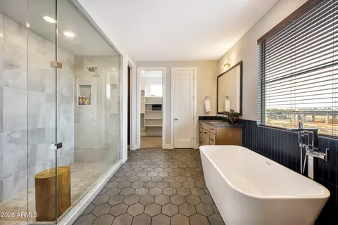 Bath - 1458 E Coconino Way, Gilbert, AZ 85298 photo 1 of 1