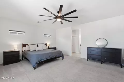 Bedroom - 1021 E Odeum Ln, Phoenix, AZ 85040 photo 2 of 5