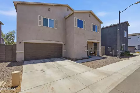 Exterior - 1021 E Odeum Ln, Phoenix, AZ 85040 photo 2 of 9