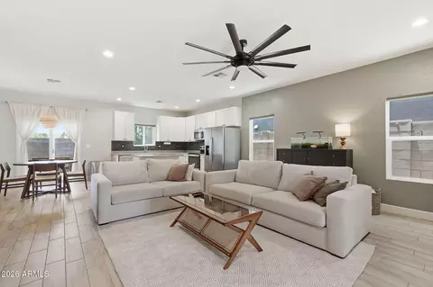 Other - 1021 E Odeum Ln, Phoenix, AZ 85040 photo 2 of 12