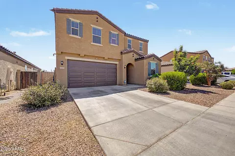 Exterior - 5833 S 23rd Dr, Phoenix, AZ 85041 photo 2 of 5