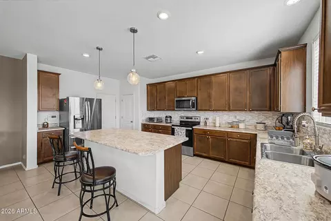 Kitchen - 5833 S 23rd Dr, Phoenix, AZ 85041 photo 1 of 3