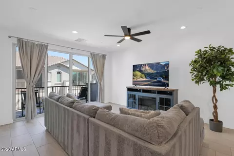 Living - 9838 E Wavelength Ave, Mesa, AZ 85212 photo 2 of 2