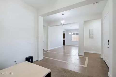 Entry Way - 3034 E Desert Ln, Phoenix, AZ 85042 photo 2 of 4
