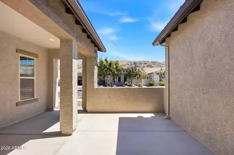 Exterior - 3034 E Desert Ln, Phoenix, AZ 85042 photo 5 of 13