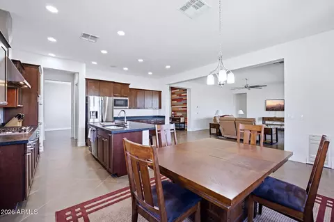 Dining - 3034 E Desert Ln, Phoenix, AZ 85042 photo 1 of 3