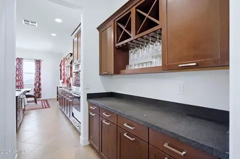 Entry Way - 3034 E Desert Ln, Phoenix, AZ 85042 photo 4 of 4