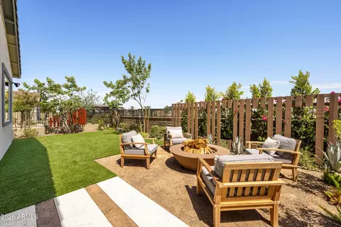 Exterior - 1450 E Coconino Way, Gilbert, AZ 85298 photo 1 of 1