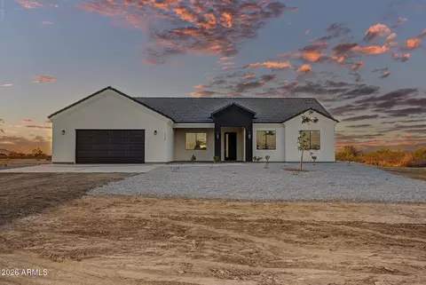 18772 W Beechnut Dr, Buckeye, AZ 85326