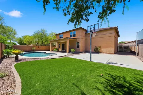 7857 W Molly Dr, Peoria, AZ 85383