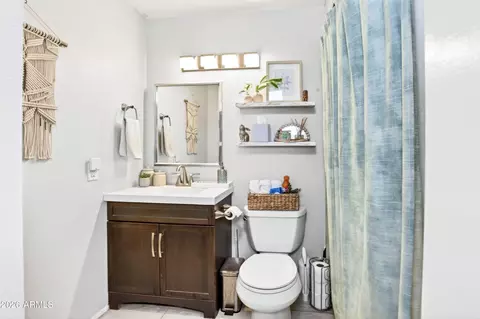Bath - 907 E Shobe Dr, Tempe, AZ 85283 photo 4 of 4