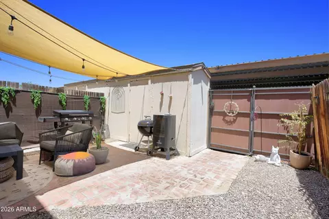 Exterior - 907 E Shobe Dr, Tempe, AZ 85283 photo 3 of 8