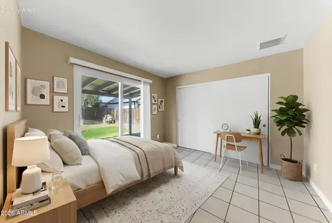 Bedroom - 4723 E Vineyard Rd, Phoenix, AZ 85042 photo 1 of 3