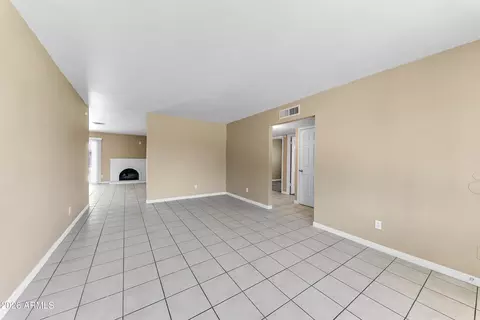 Living - 4723 E Vineyard Rd, Phoenix, AZ 85042 photo 2 of 7
