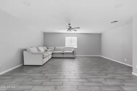 Living - 1728 E Wood St, Phoenix, AZ 85040 photo 2 of 2