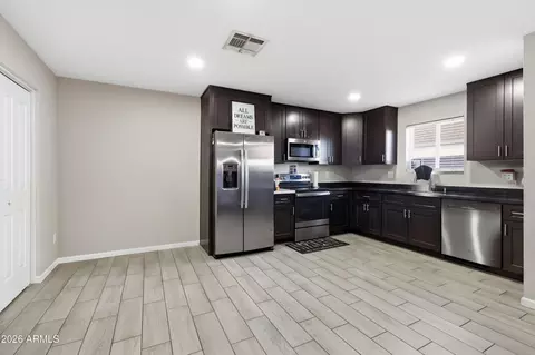 Kitchen - 1728 E Wood St, Phoenix, AZ 85040 photo 2 of 3