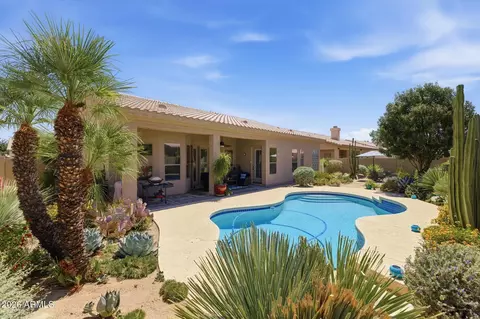 5670 W Irma Ln, Glendale, AZ 85308