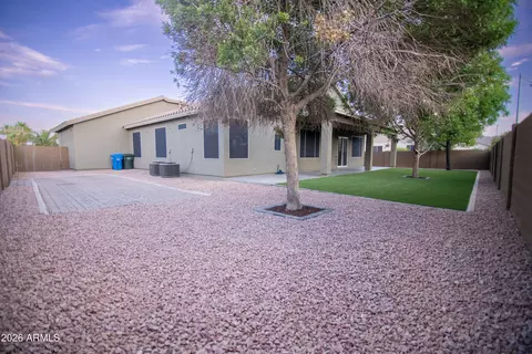 8202 S 34th Dr, Laveen, AZ 85339