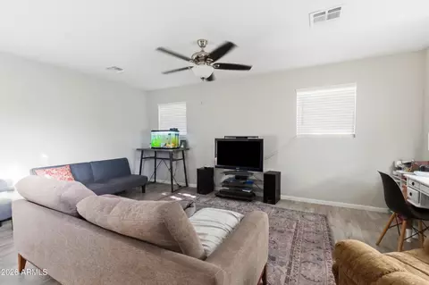 1905 E Illini St, Phoenix, AZ 85040 photo 3