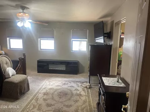 Bedroom - 2871 Moose Trl, Overgaard, AZ 85933 photo 3 of 5