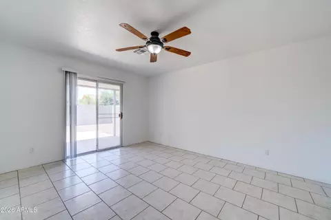 Living - 1337 W 15th Ave, Apache Junction, AZ 85120 photo 9 of 9
