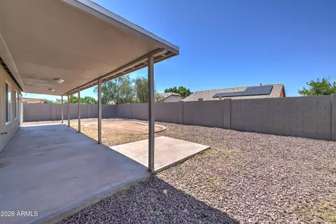 Exterior - 1337 W 15th Ave, Apache Junction, AZ 85120 photo 6 of 9